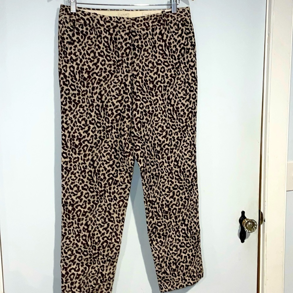 J.Crew Women’s Cafe Capri Linen animal print pants • Size 4